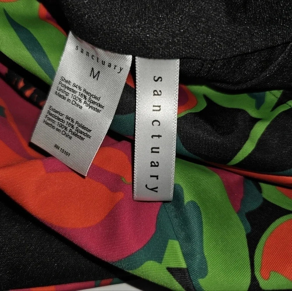 Sanctuary Swim Women's Savage Gardener Cinch One Piece Swimsuit - Picture 5 of 6